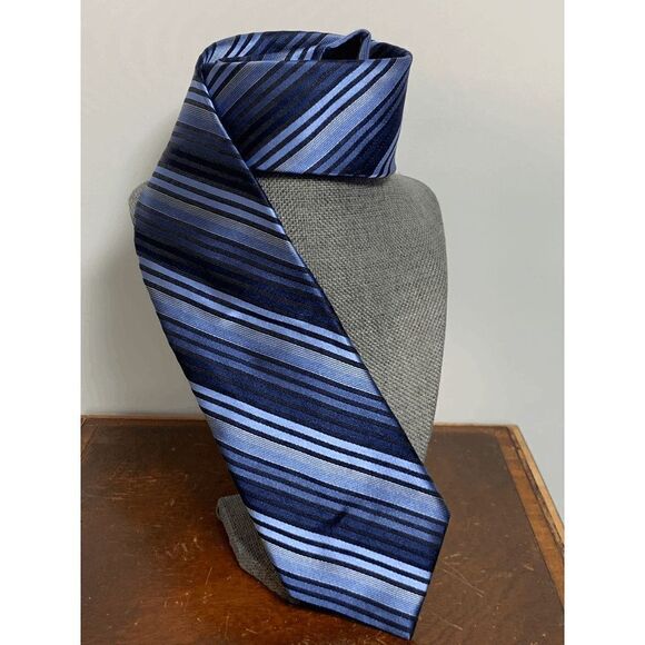 Bugatti 100% Silk Tie - Picture 1 of 4